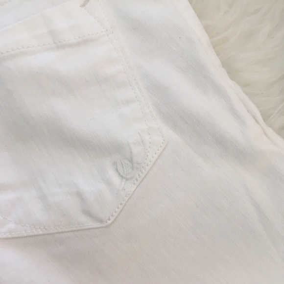 ❌SOLD!❌ Express White Cropped Skinny Jeans - Picture 6 of 8